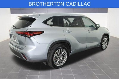 2024 Toyota Highlander Hybrid Platinum