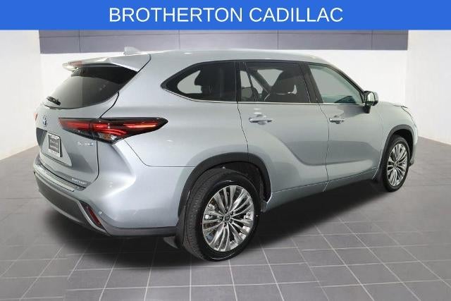 2024 Toyota Highlander Hybrid Platinum
