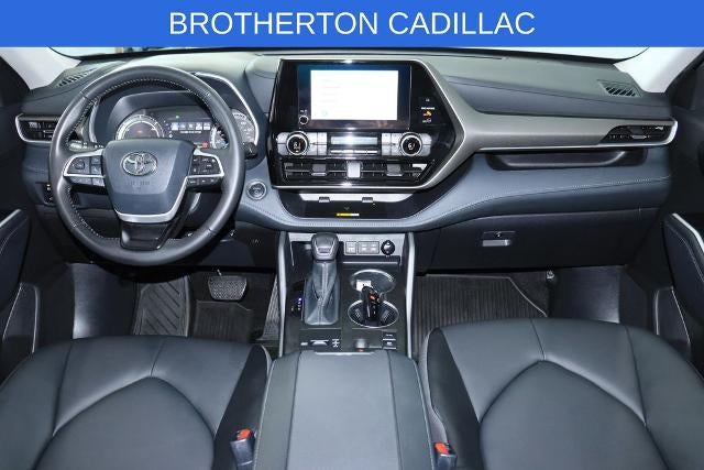 2025 Toyota Highlander Hybrid XLE