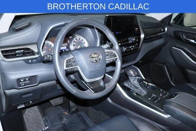 2024 Toyota Highlander XLE