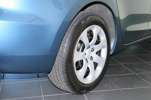 2011 Mazda Mazda3 i Sport