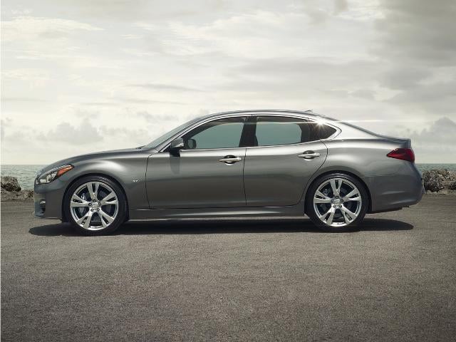 2019 INFINITI Q70 3.7 LUXE AWD