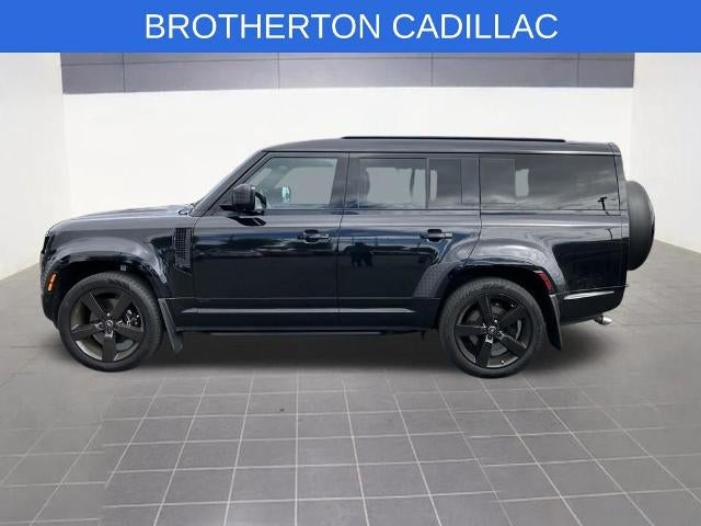 2025 Land Rover Defender V8