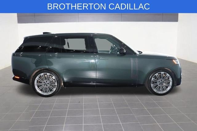 2025 Land Rover Range Rover SE