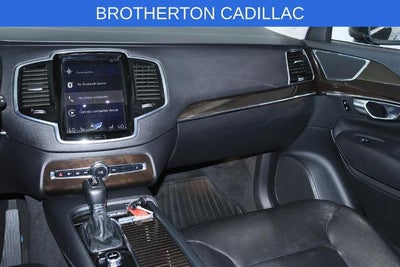 2017 Volvo XC90 Momentum