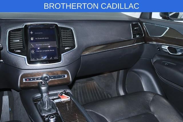 2017 Volvo XC90 Momentum