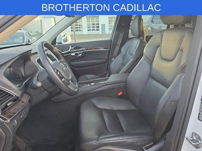 2017 Volvo XC90 Momentum