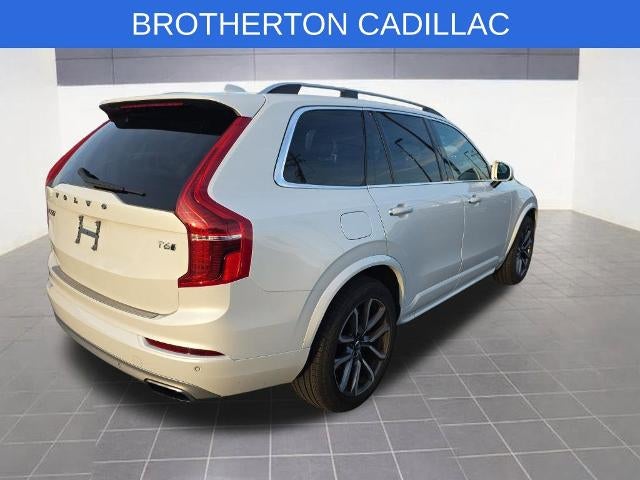 2017 Volvo XC90 Momentum