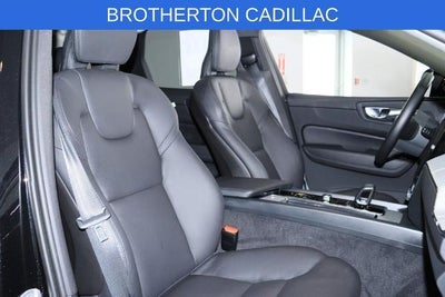 2025 Volvo XC60 Plus