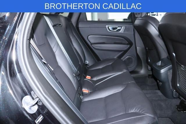 2025 Volvo XC60 Plus